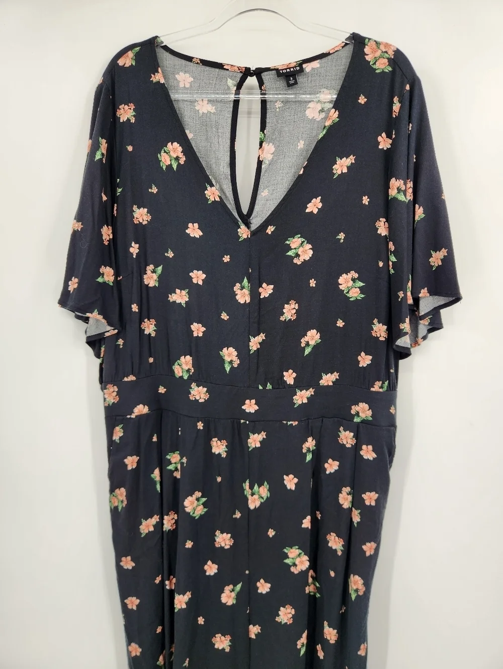 Torrid Stretch Challis Flutter Sleeve Jumpsuit Womens Size 3X Black Floral